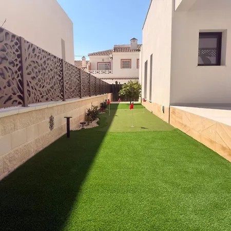 Willa 3 Bed - Sleeps 6 - Private Pool - Parking Ciudad Quesada