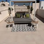 Villa 3 Bed - Sleeps 6 - Private Pool - Parking *